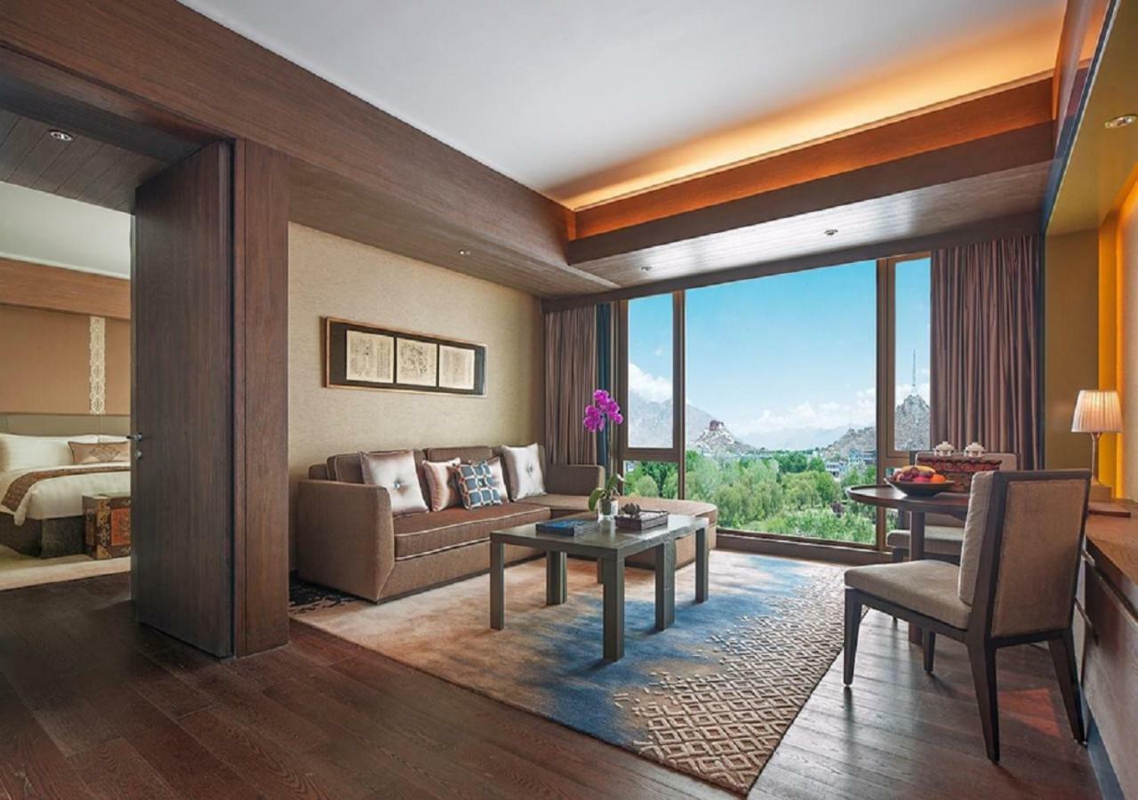 Shangri-La Lhasa Exteriör bild